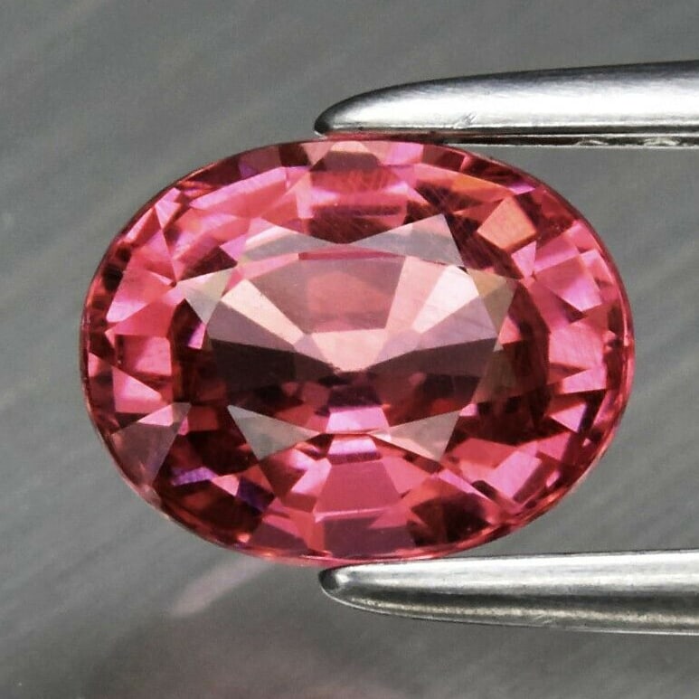 1.01 ct. Unheated Pinkish Purple Rhodolite Garnet (1 of 2)