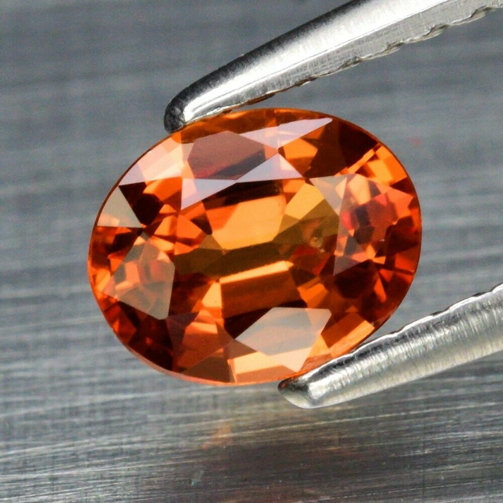 0.70 ct. Natural Padparadscha Sapphire - TANZANIA (1 of 2)