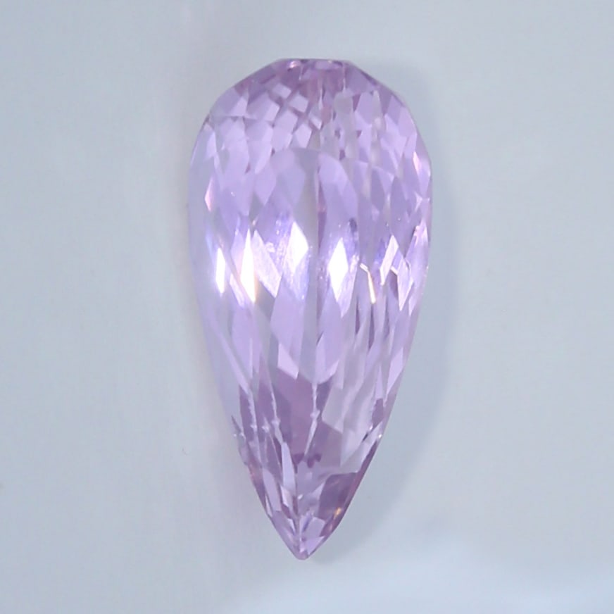 IGI Cert. 20.00 ct. Kunzite - Purple Pink AFGHANISTAN (1 of 6)