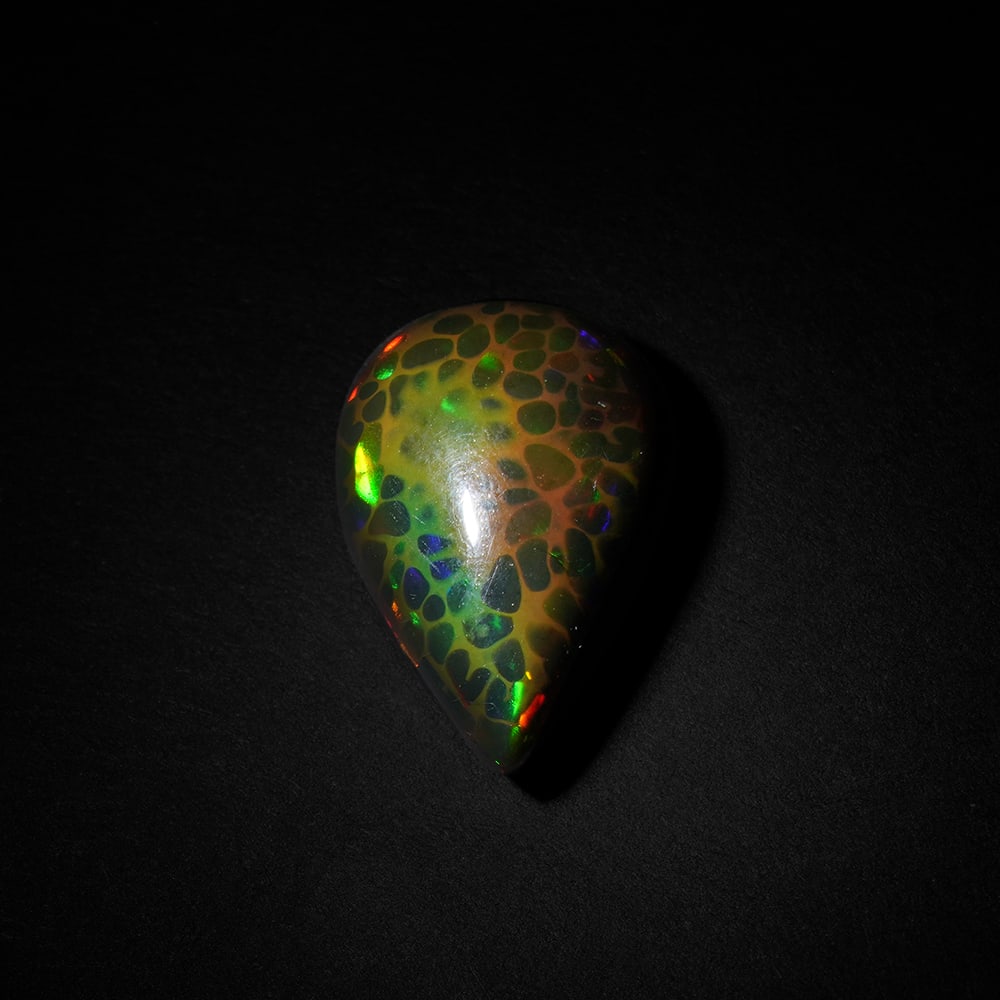 6.85 ct. Natural Play of Color Opal - ETHIOPIA (1 of 1)