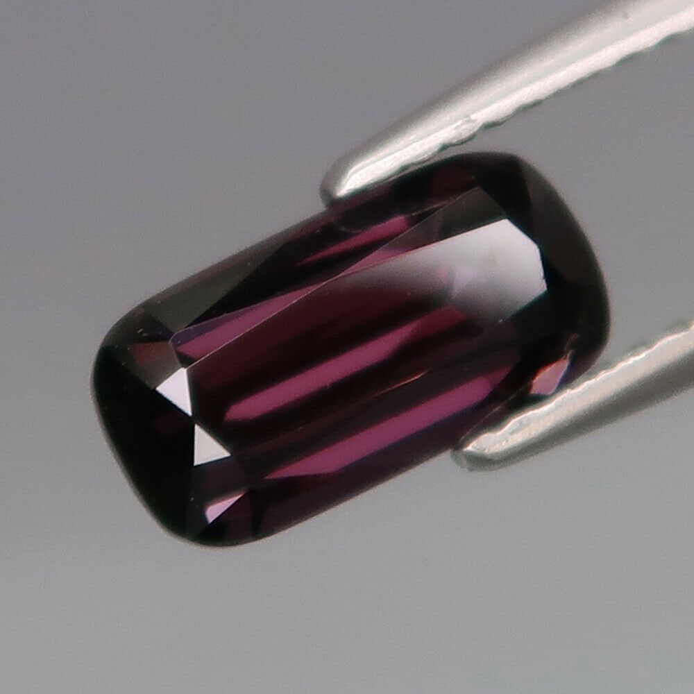 2.19 ct. Natural Purple Spinel - BURMA, MYANMAR (1 of 2)