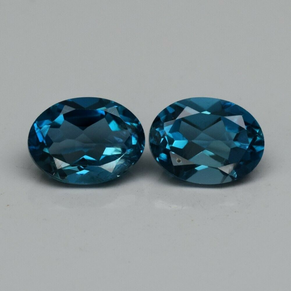 Pair of 3.40 ct. Natural London Blue Topaz - BRAZIL (1 of 3)