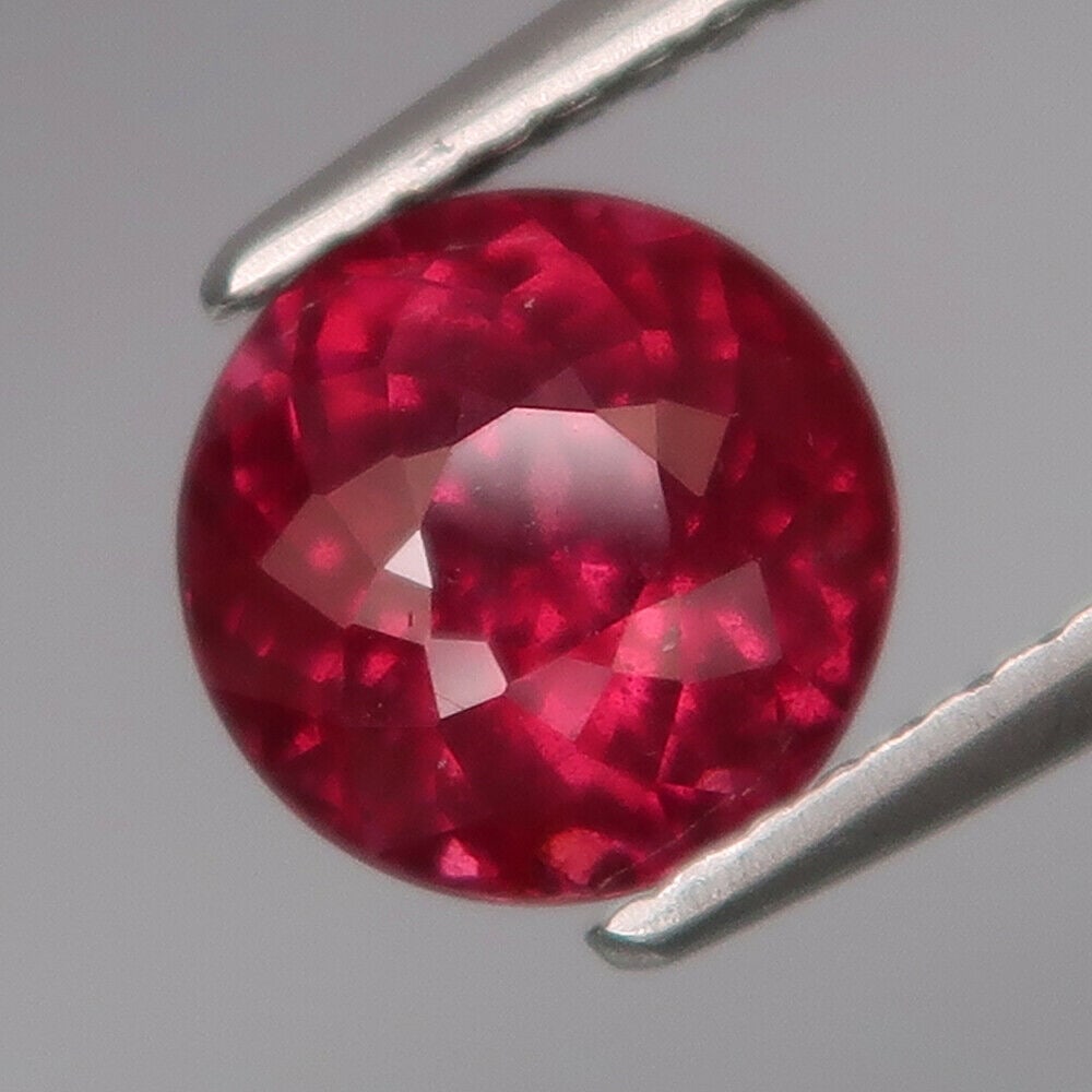 2.44 ct. Natural Cherry Pink Rhodolite Garnet - AFRICA (1 of 2)