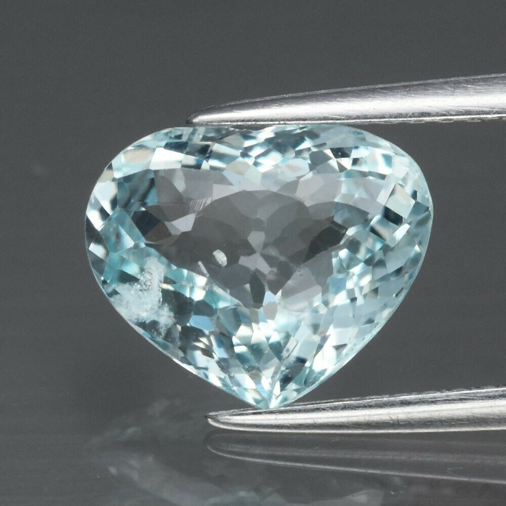 2.41 ct. Natural Greenish Blue Aquamarine - BRAZIL: 2.41 ct. Natural Greenish Blue Aquamarine - BRAZIL Color - Greenish Blue Clarity - VS Cut - Heart Ct. Weight - 2.41 ct. Dimensions - 10.20 x 8.50 x 5.10 mm Origin - BRAZI
