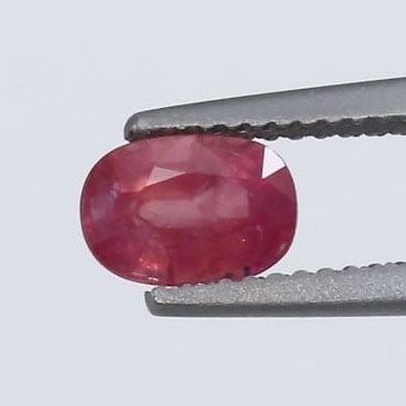 IGI Certified 1.27 ct. Untreated Ruby - BURMA, MYANMAR (1 of 9)