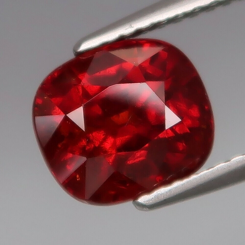 3.79 ct. Natural Orange Red Spessartite Garnet - AFRICA (1 of 2)