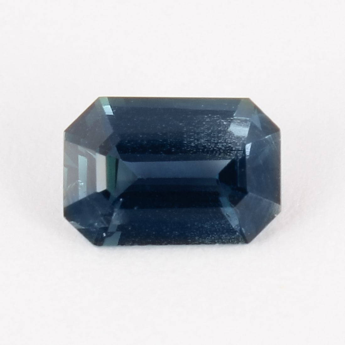 GFCO (SWISS) Certified 0.96 ct. Greenish Blue Sapphire - CAMBODIA (1 of 7)