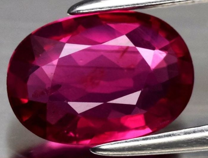 LOTUS Certified 1.07 ct. Untreated Ruby - MOZAMBIQUE (1 of 10)