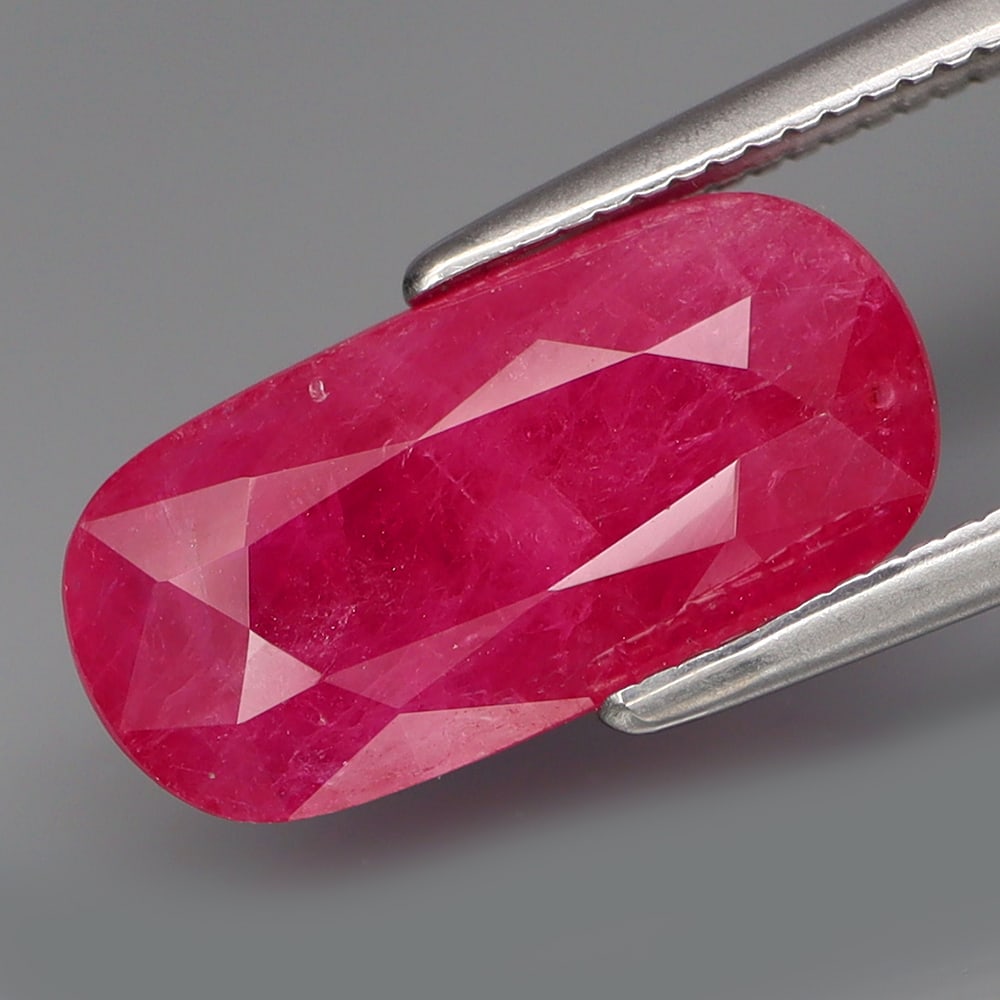 HGL Certified 3.36 ct. Ruby - MOZAMBIQUE (1 of 1)