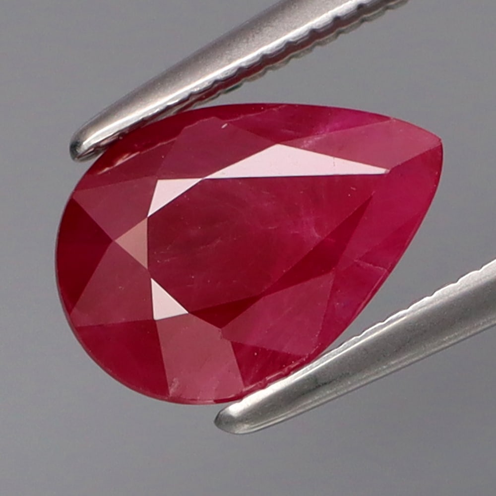 HGL Certified 1.58 ct. Ruby - BURMA (1 of 2)