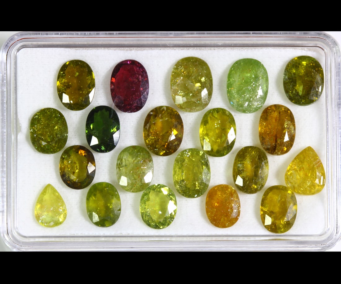 HGL Certified 27.84 ct. Tourmaline Lot - MOZAMBIQUE (1 of 3)