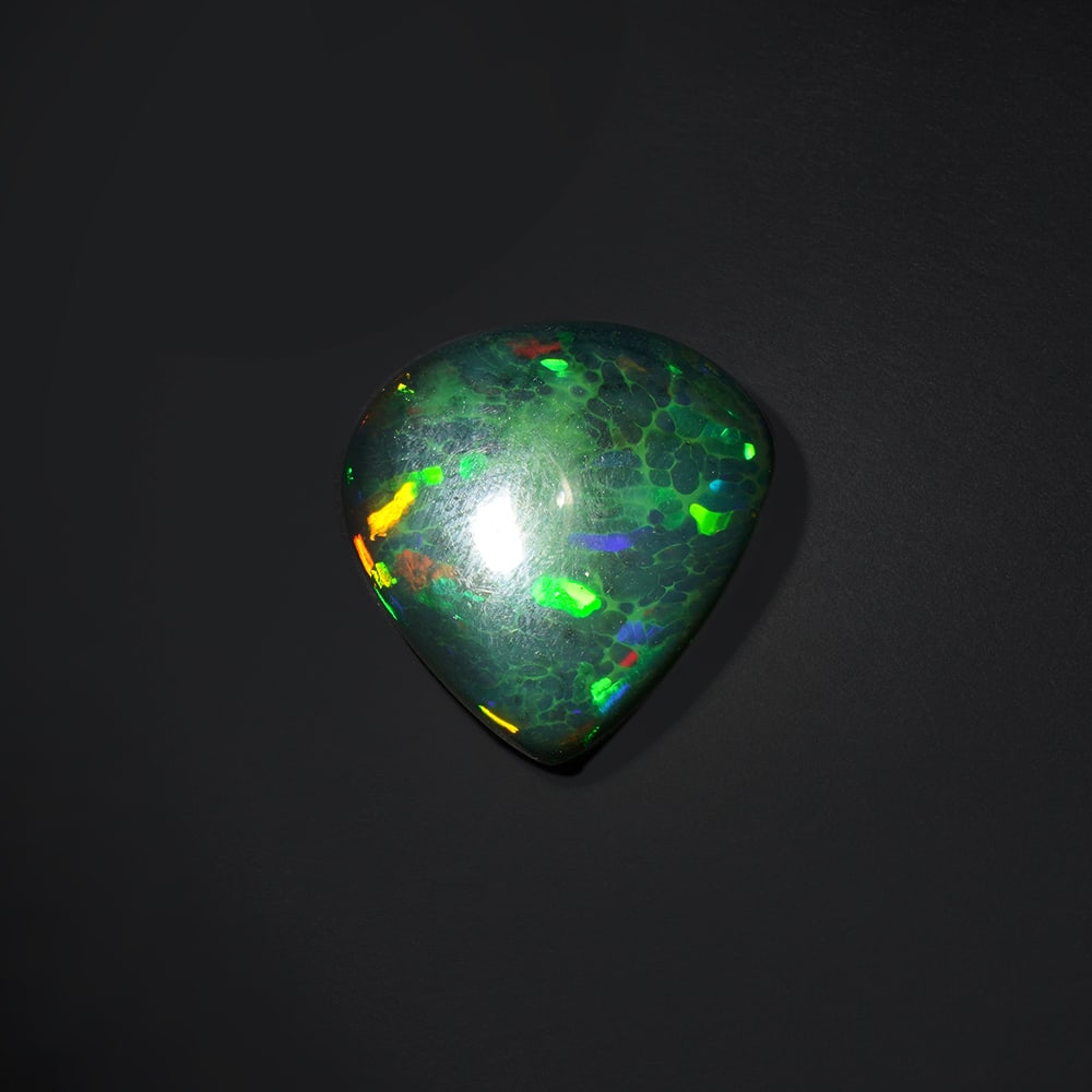 7.90 ct. Natural Play of Color Opal - ETHIOPIA (1 of 1)