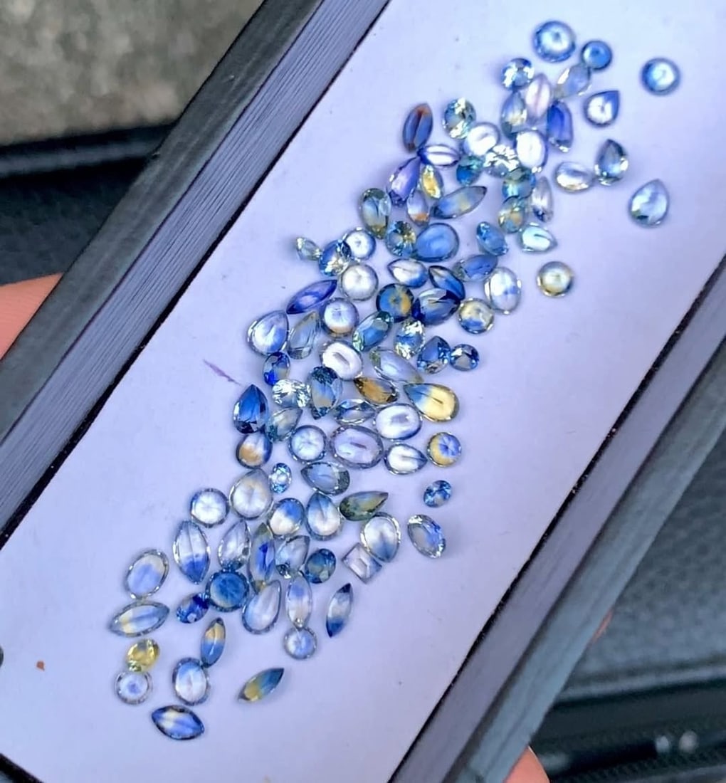 HGL Certified 17.79 ct. Sapphire Lot: HGL Certified 17.79 ct. Sapphire Lot Color - Yellow blue Cut - Mix Ct. Weight - 17.79 ct. Certificate of authenticity by HGL Shipping<