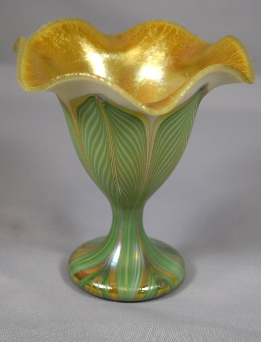 QUEZEL IRIDESCENT GOLD & PULLED FEATHER VASE: (1 of 3)