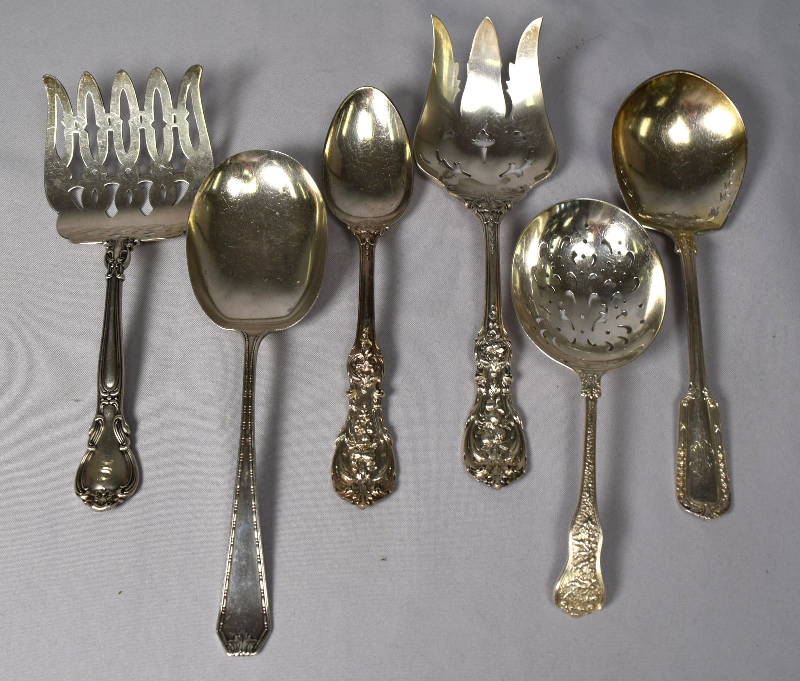 AMERICAN STERLING SILVER SERVING PIECES: (1 of 1)