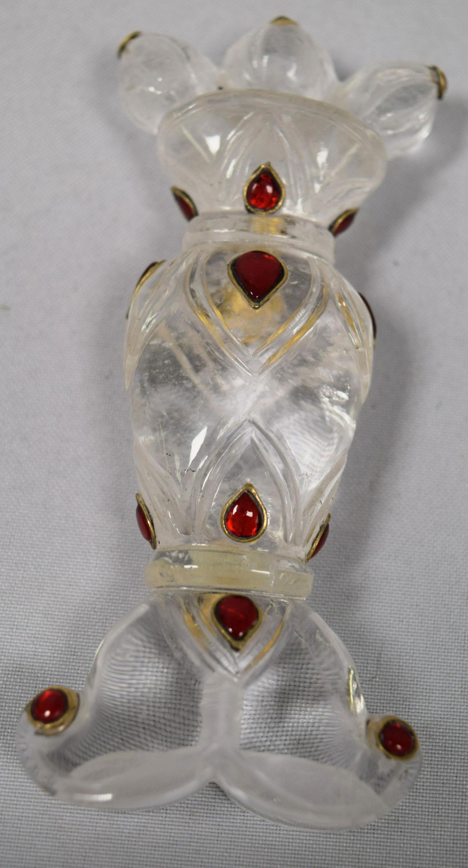 CHINESE MOSHAL STYLE DAGGER HANDLE: (1 of 3)