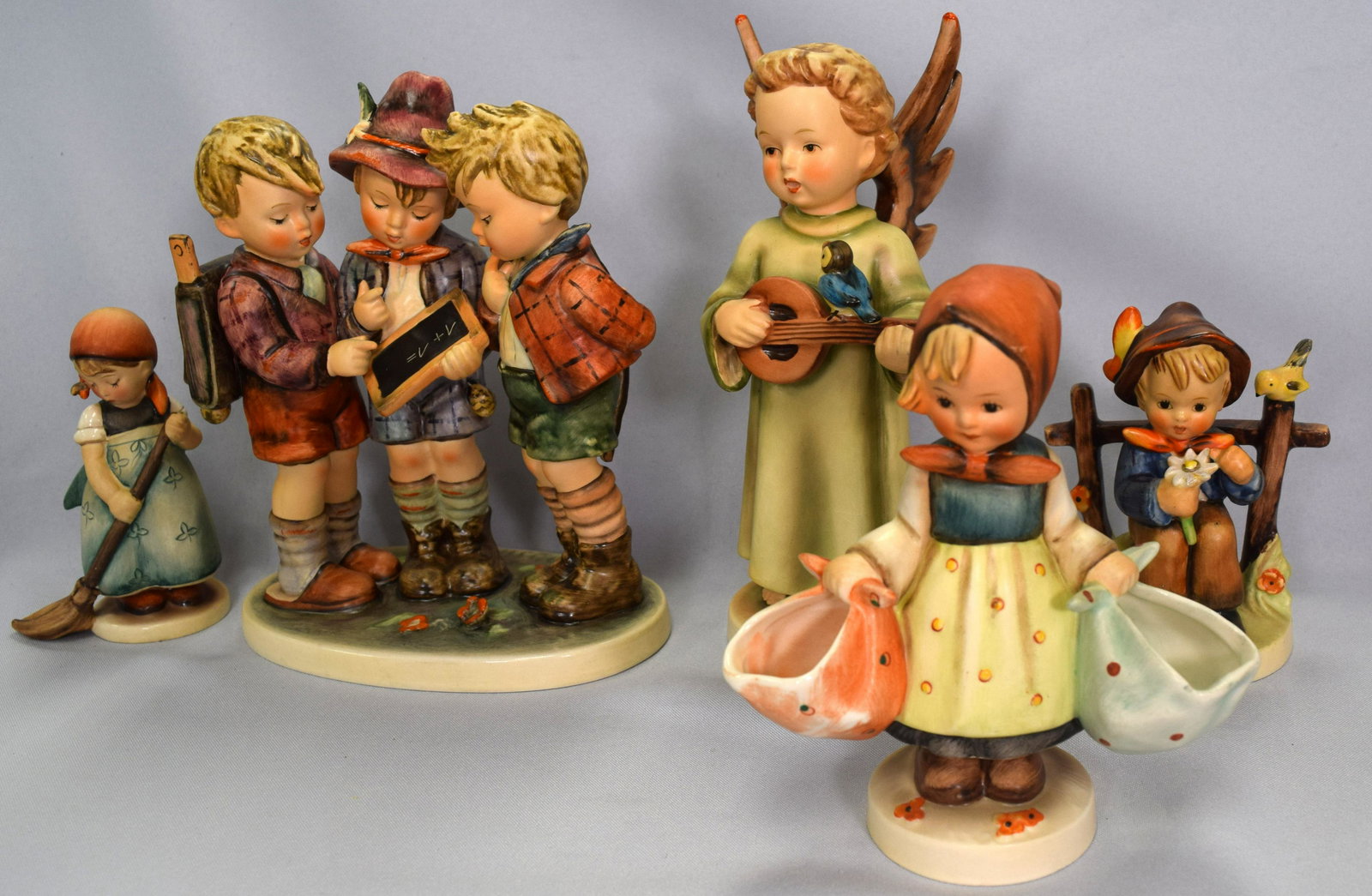 170, 171, 172, 174, 175 HUMMEL FIGURINES: (1 of 2)