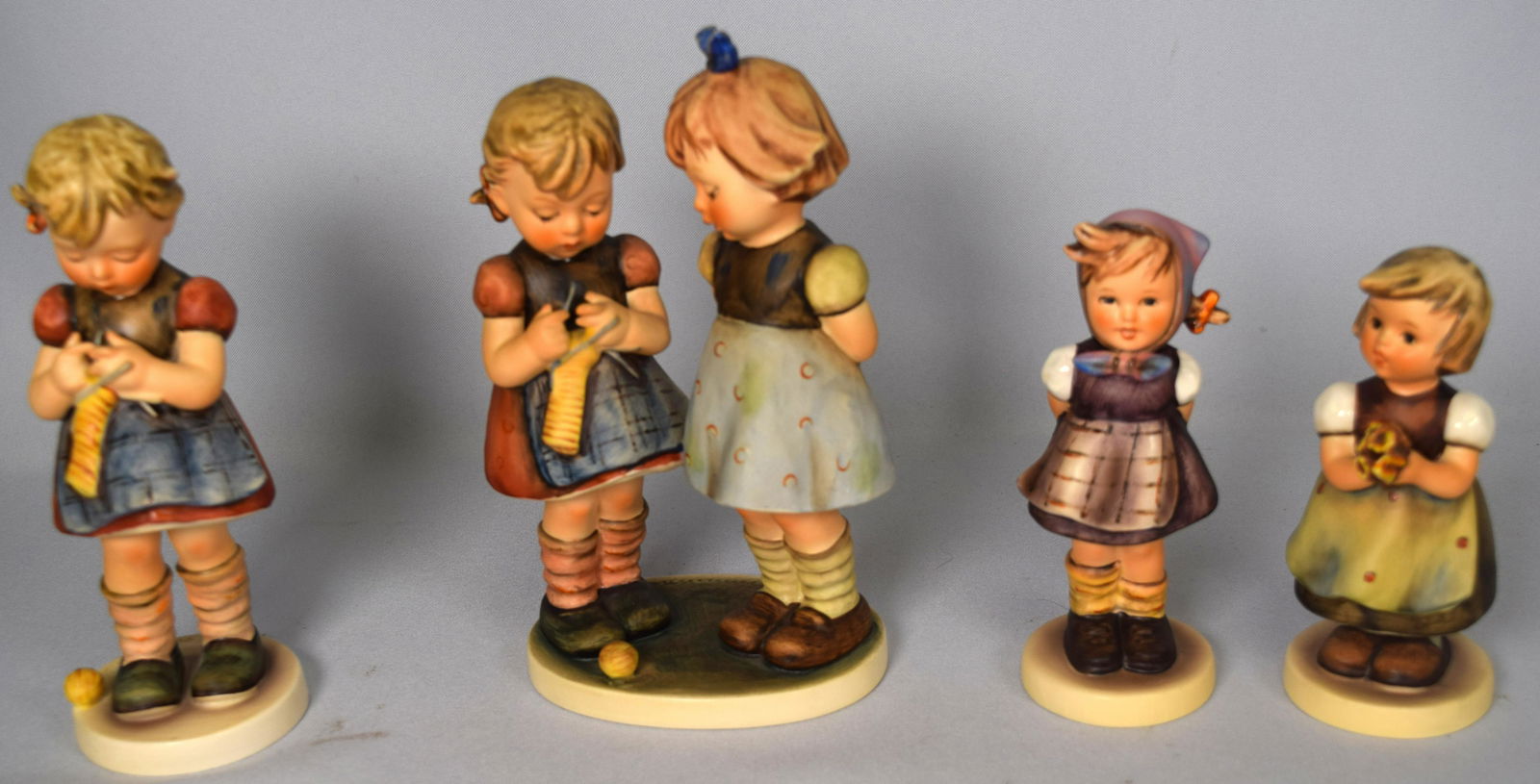 255, 256, 257, 258 HUMMEL FIGURINES: (1 of 2)