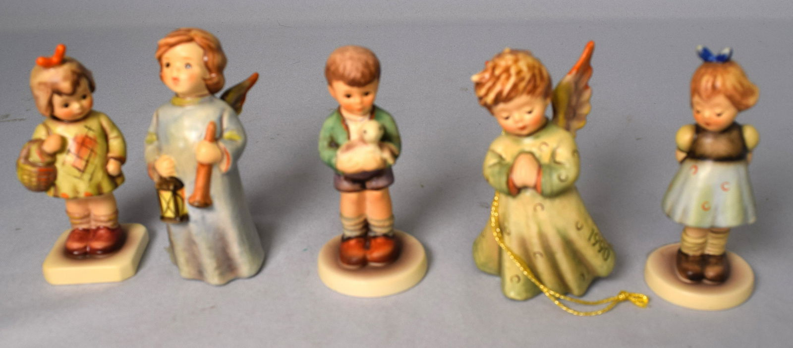 479, 480, 483, 484, 493 HUMMEL FIGURINES: (1 of 2)