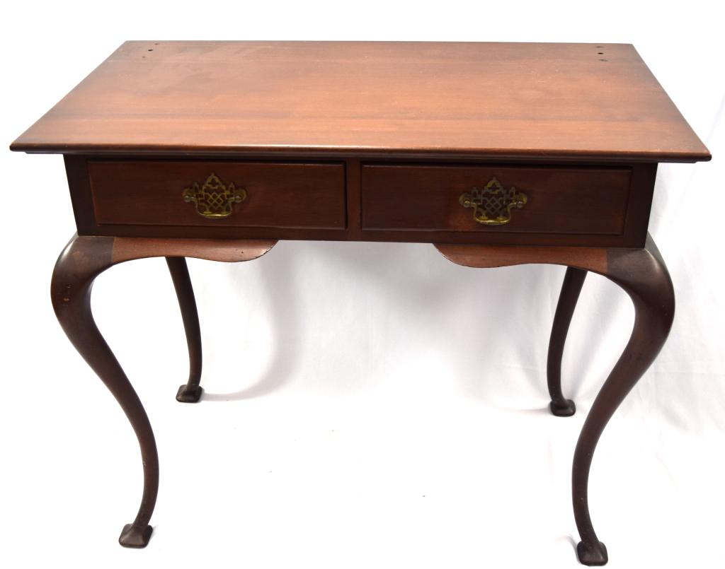 MAHOGANY DRESSING TABLE (1 of 5)