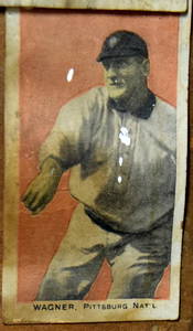 1910 HONUS WAGNER & 1909 TY COBB BASEBALL CARDS: