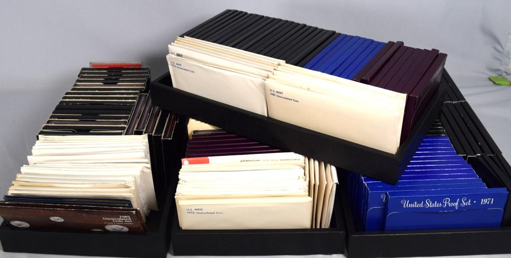 211 US PROOF SET COINS: Consisting of sets in original packages. Dates 1970-1980s. Good condition.