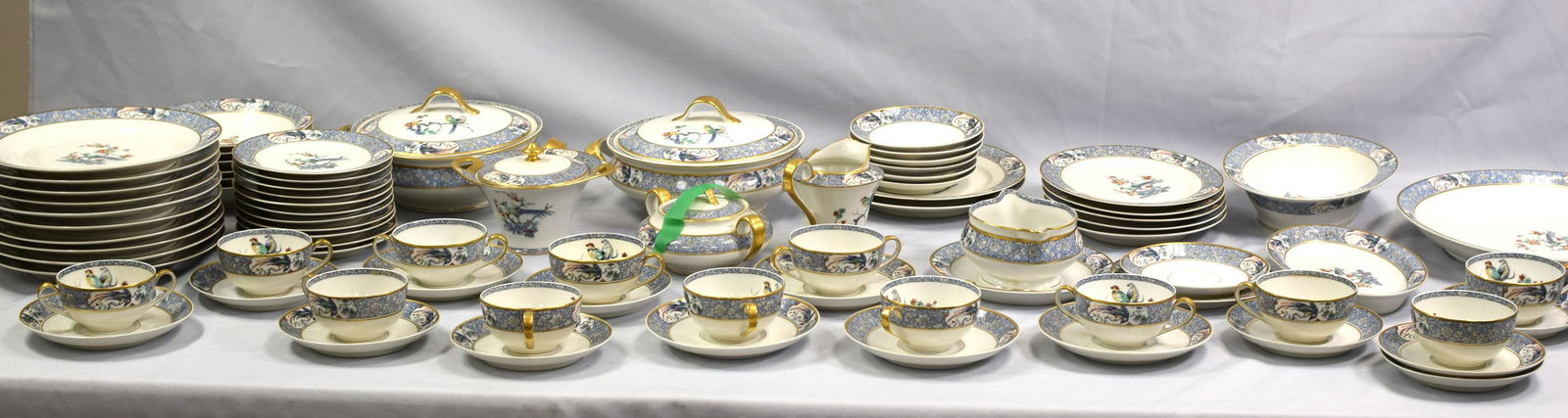 THEODORE HAVILAND, LIMOGES PORCELAIN SERVICE (1 of 12)