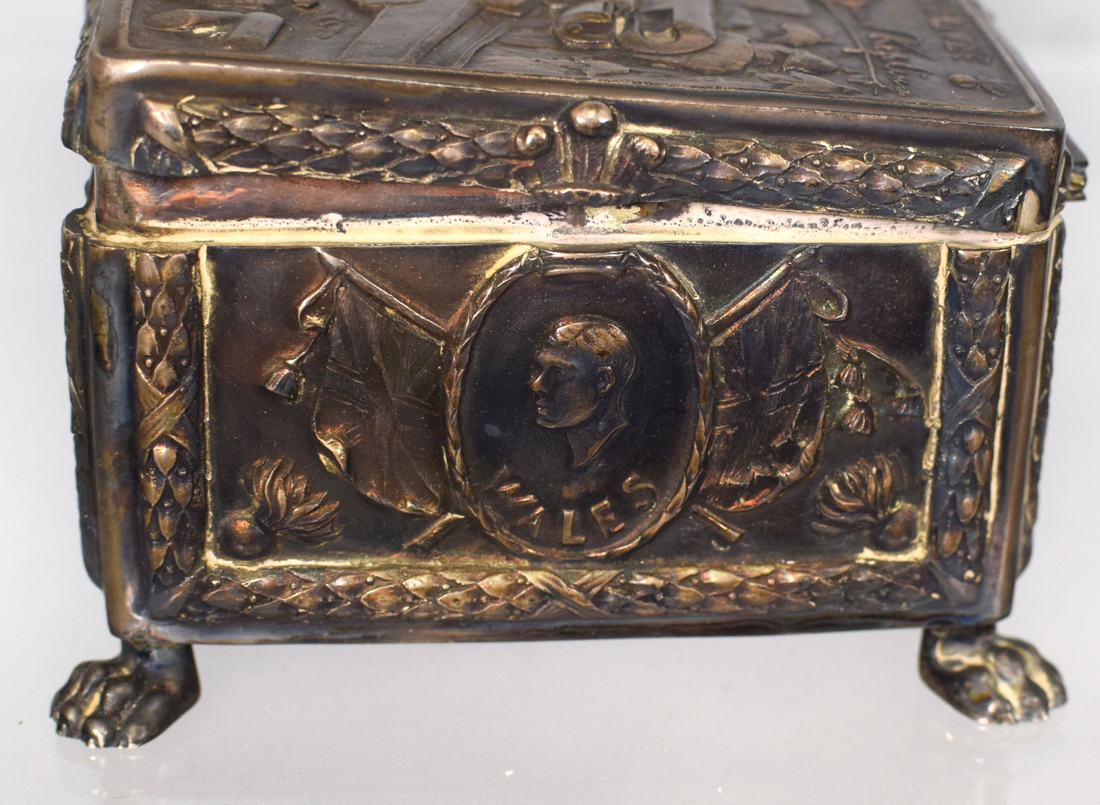 WW1 COMMEMORATIVE SILVER PLATED CIGAR BOX