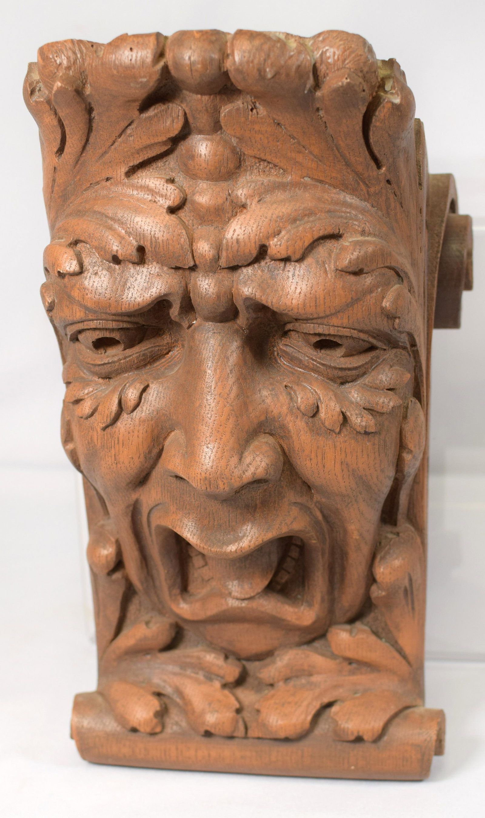 PLASTER ARCHITECTURAL FIGURAL CORBEL (1 of 3)