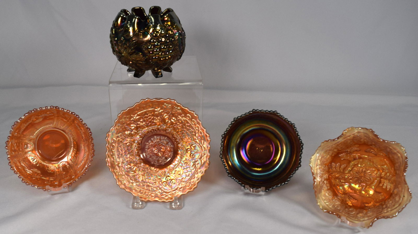 (5) CARNIVAL GLASS DISHES (1 of 5)
