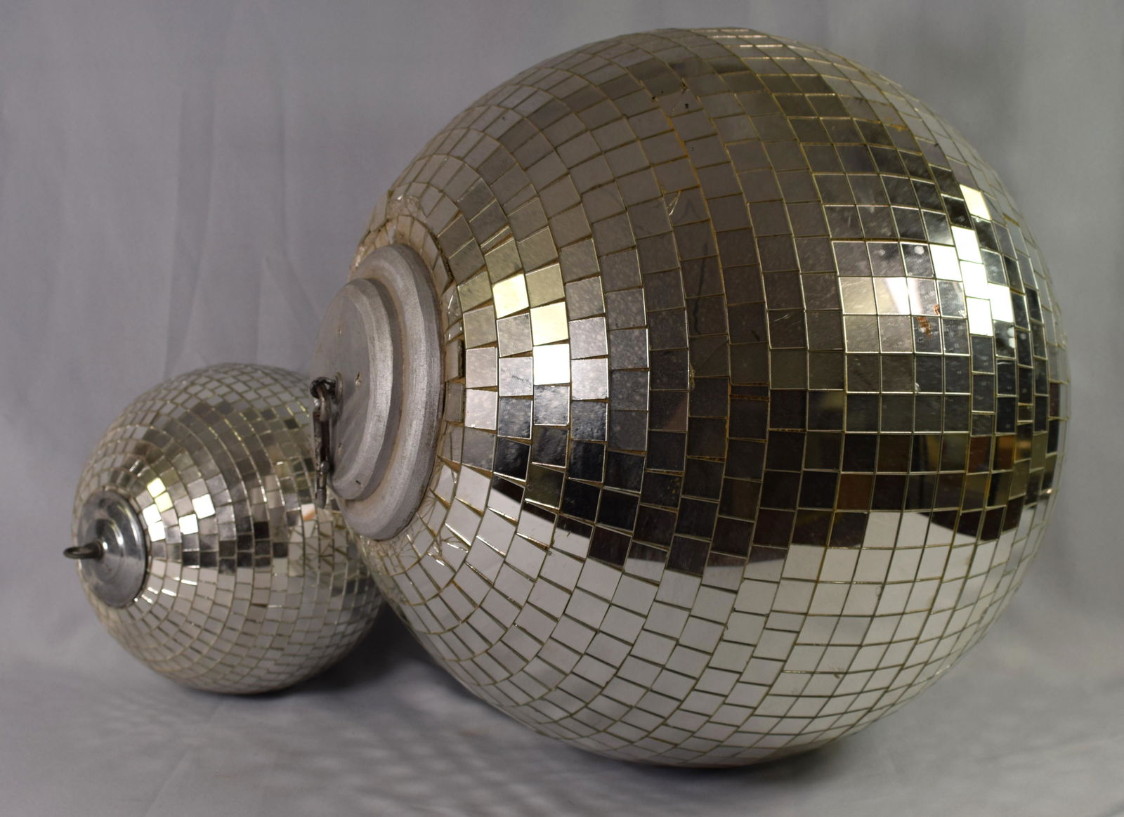 PR OF VINTAGE DISCO MIRROR BALLS (1 of 6)