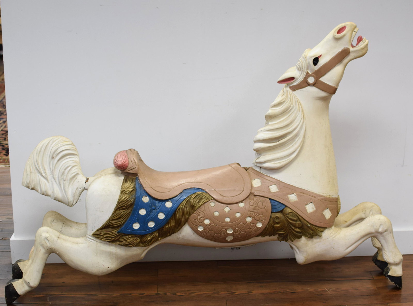ANTQUE JUMPER WOODEN CAROUSEL HORSE (1 of 20)