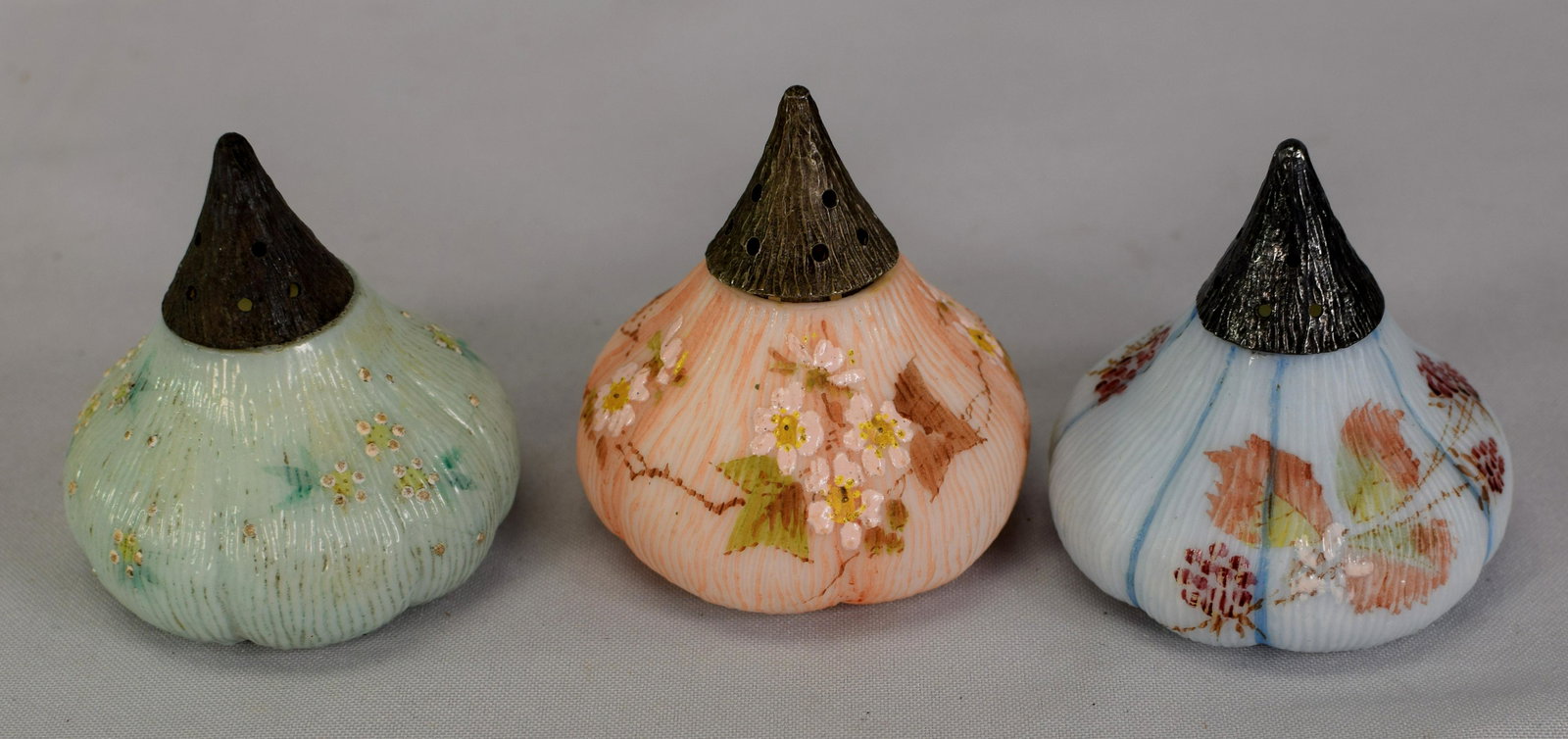 MT. WASHINGTON GLASS FIG SALT SHAKERS (1 of 1)