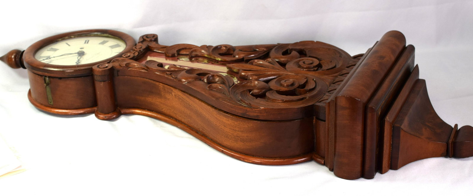 SAWIN & DYER BOSTON LYRE CLOCK: Early 1800's. Sawin & Dyer, Boston (1822-1828). Carved and figured scroll, acanthus leaf, walnut or mahogany case, stepped plynth base, final top. Original painted and signed 7 3/4 inch metal face, re