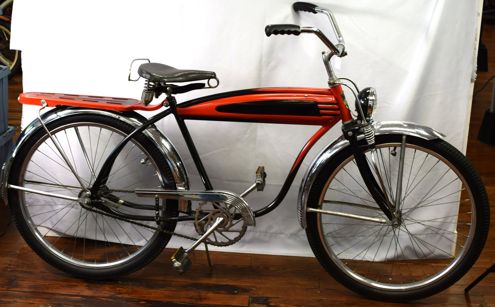 1946 FLEET WING BICYCLE: ca 1946. Sold by Jordan Marsh "Boston" skip tooth sprocket. Older repaint with new tires. Measures approximately 72" across. Good condition.
