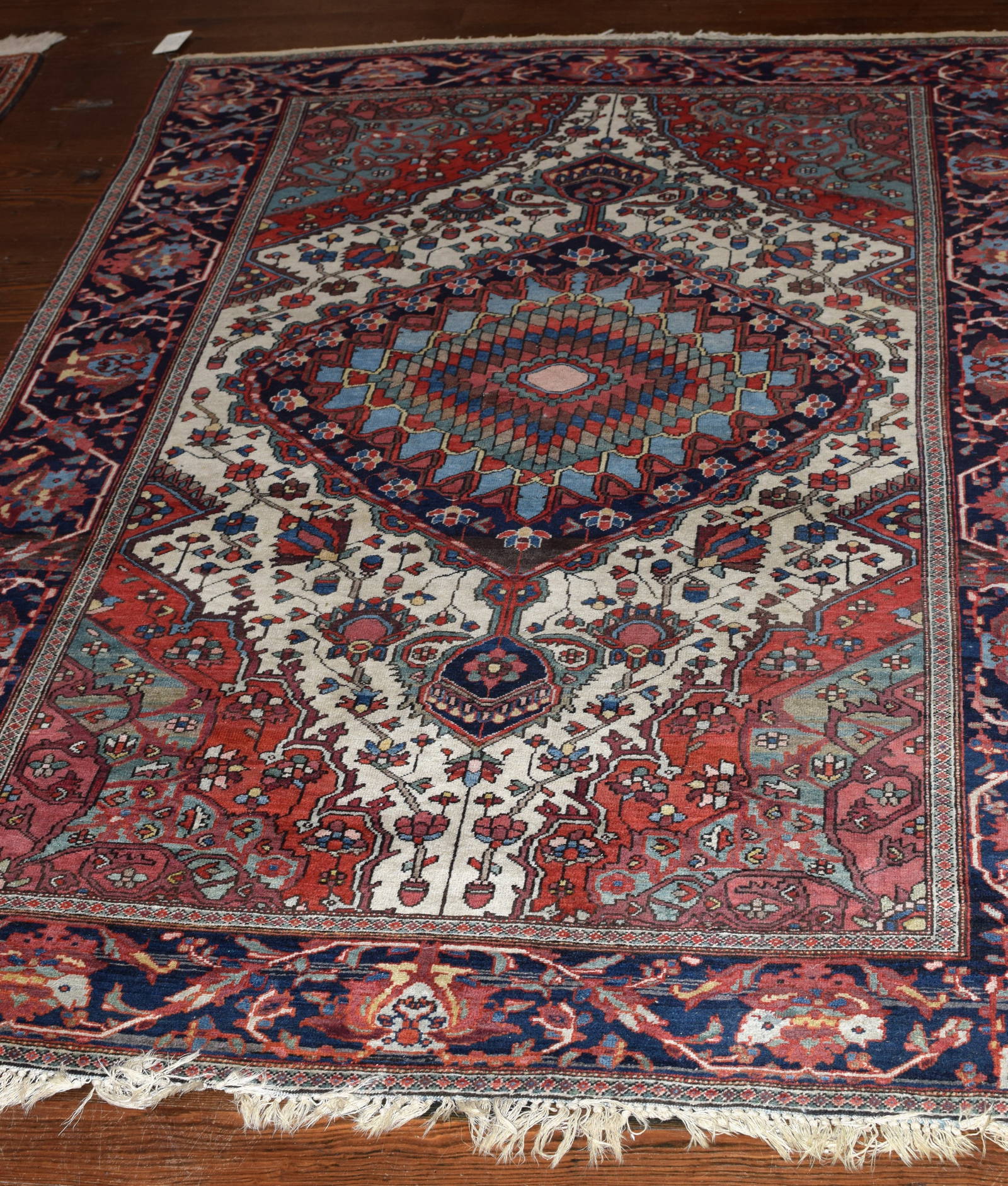 Estate Old Oriental Rug Auction