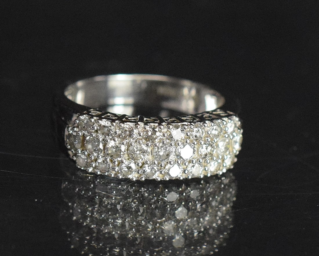 14KT WHITE GOLD DIAMOND CLUSTER RING (1 of 4)