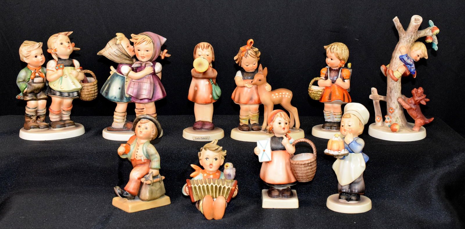 (on-10) HUMMEL SMALL BEE PORCELAIN FIGURES (1 of 7)