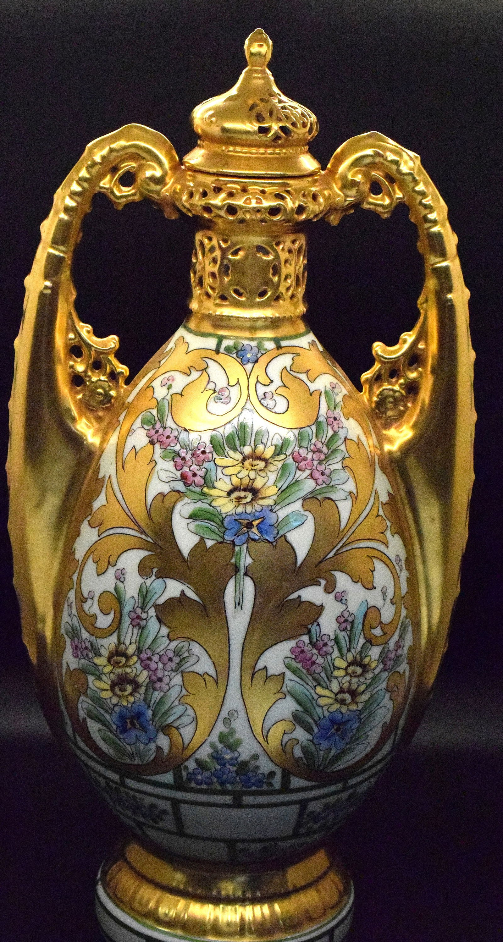 PICKARD PORCELAIN ART NOUVEAU HANDLED URN (1 of 13)