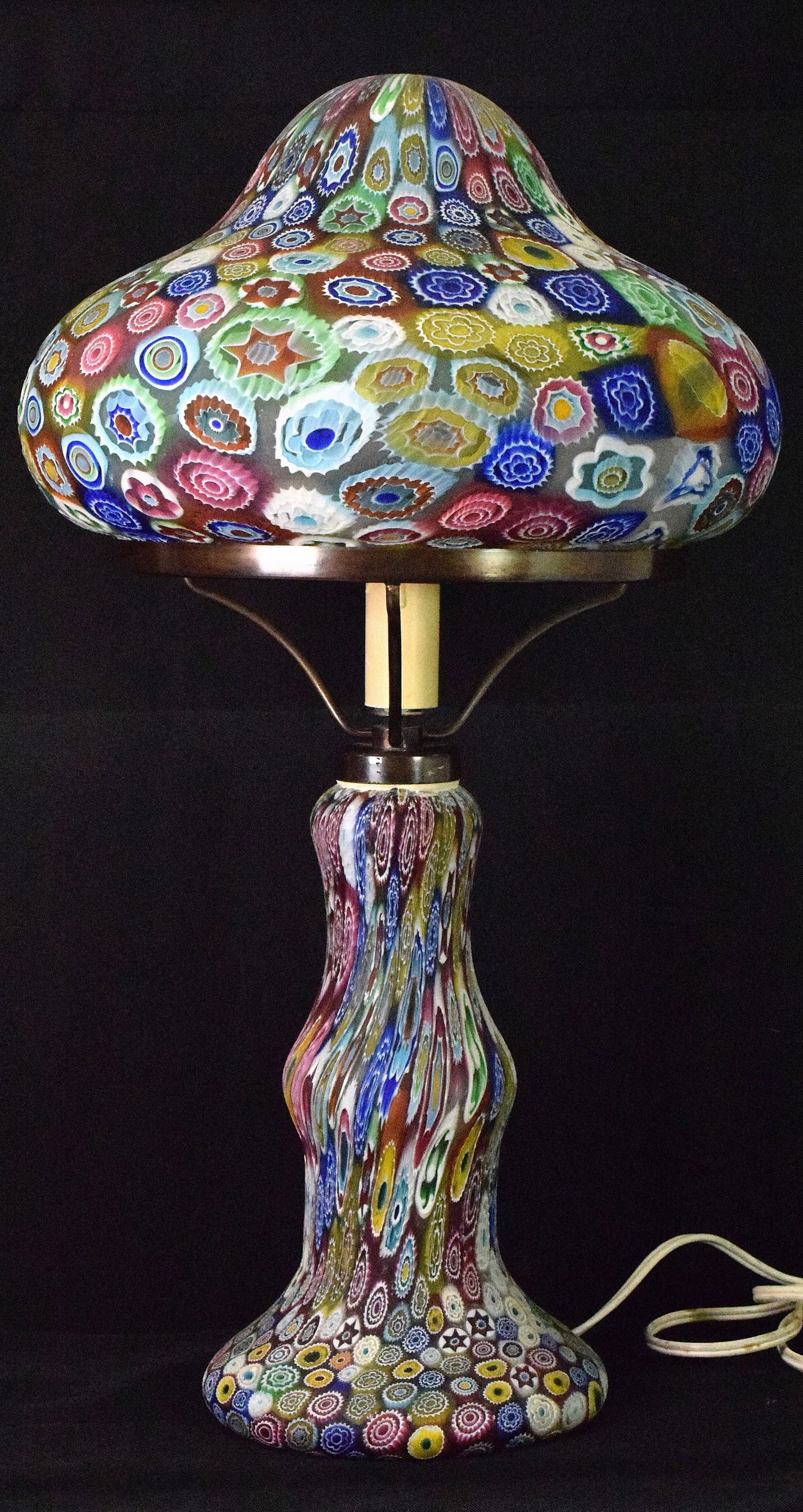 ITALIAN MILLEFIORI GLASS MUSHROOM TABLE LAMP (1 of 7)