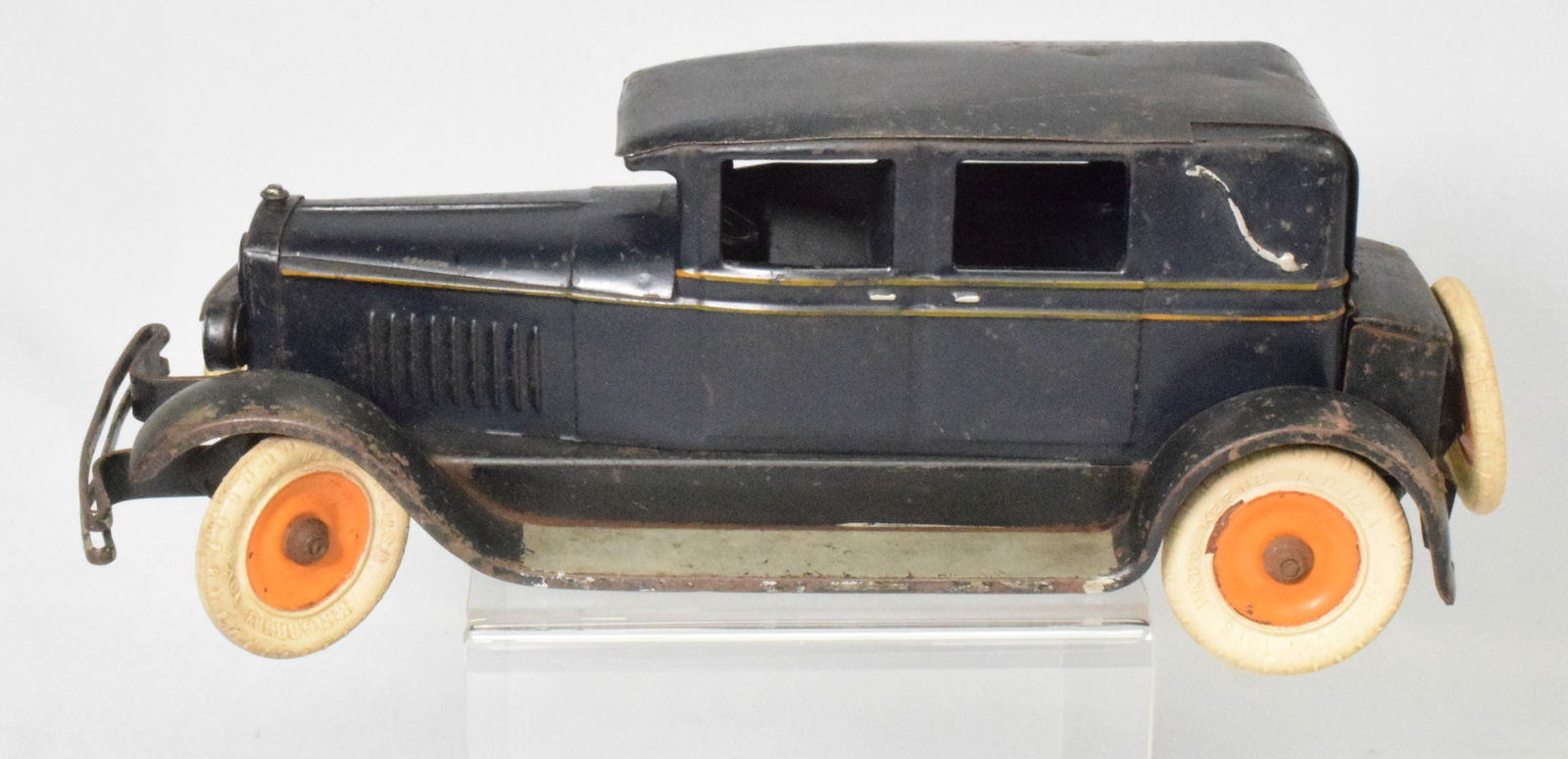 KINGSBURY PRESS STEEL SEDAN (1 of 10)