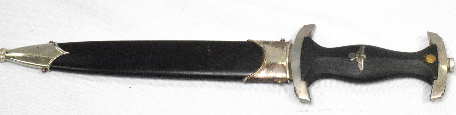 GERMAN WWII DAGGER (1 of 7)