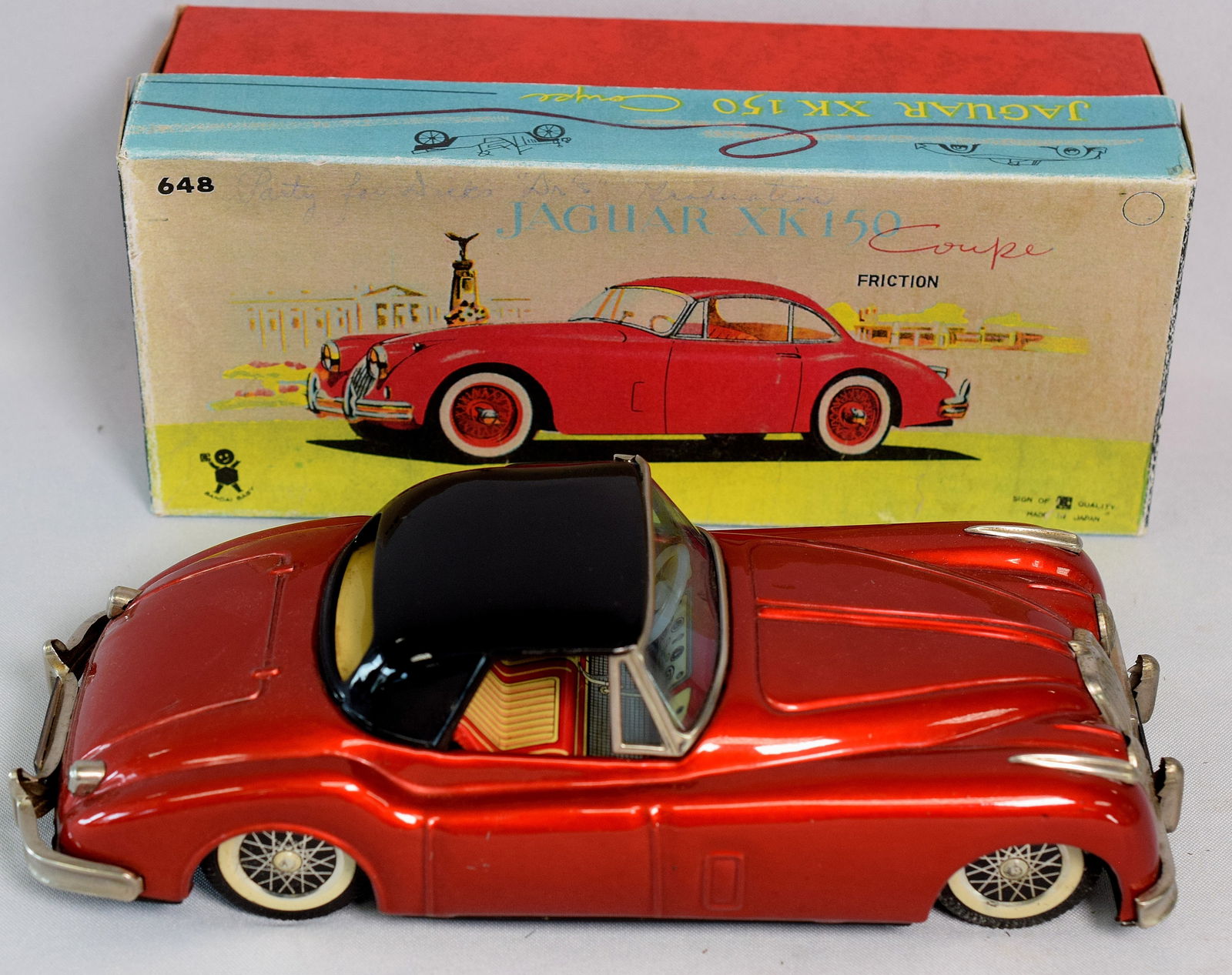 BANDAI JAGUAR XK 150 CONVERTIBLE/BOX (1 of 13)