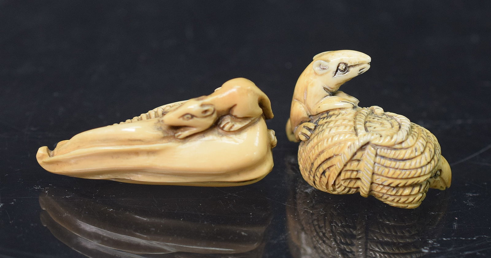 2 CARVED RAT JAPANESE NETSUKES (1 of 7)