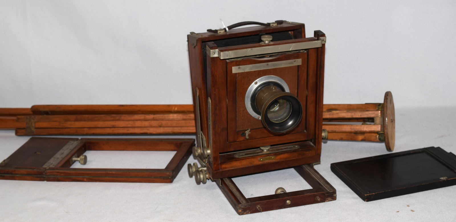 VOIGLANDER & SOHN  EURYSCOP IV No 2 LENS & KORONA (1 of 10)