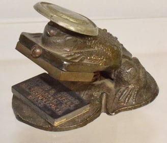 FIGURAL IRON FROG STAMP NOTARY PRESS