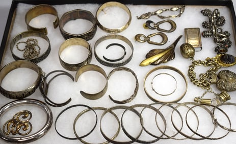 ASSEMBLED STERLING SILVER JEWELRY GROUPING