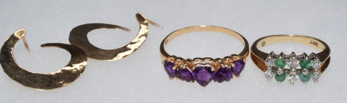 (3) ASSEMBLED GOLD JEWELRY GROUPING