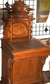 UNUSUAL ORNATE VICTORIAN DAVENPORT DESK