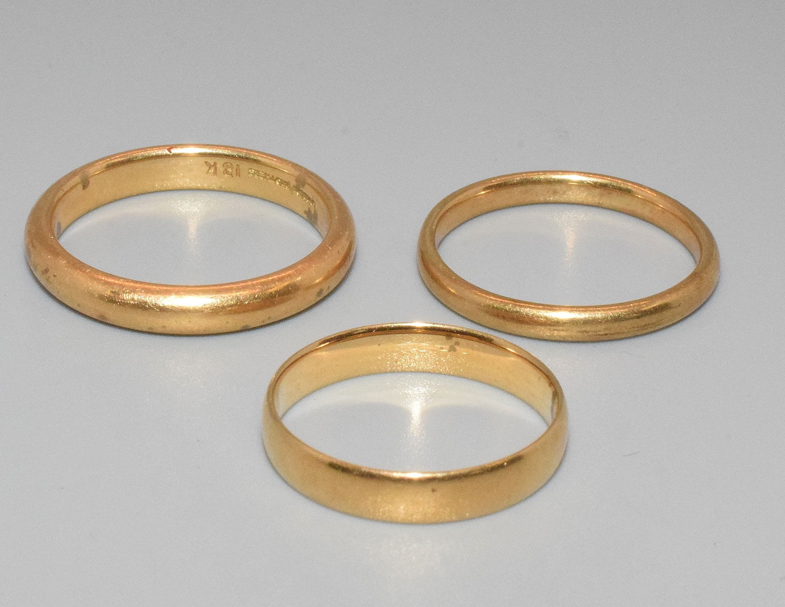 (3)  OF 18K YELLOW GOLD BANDS (1 of 1)